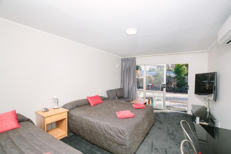Alpine Motel Wanaka Kültér fotó